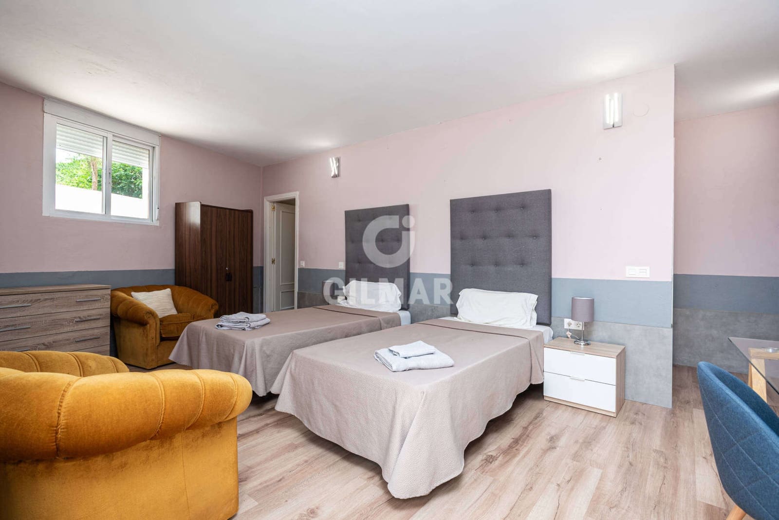 10 soveværelse Villa til salg i Marbella med swimmingpool garage - € 2.000.000 (Ref: 9229141)