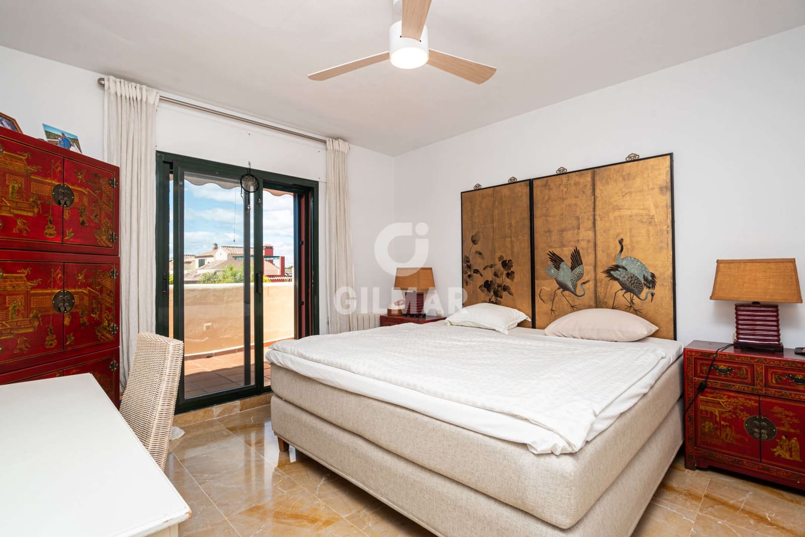 5 soveværelse Rækkehus til salg i Marbella med swimmingpool garage - € 1.490.000 (Ref: 9229142)