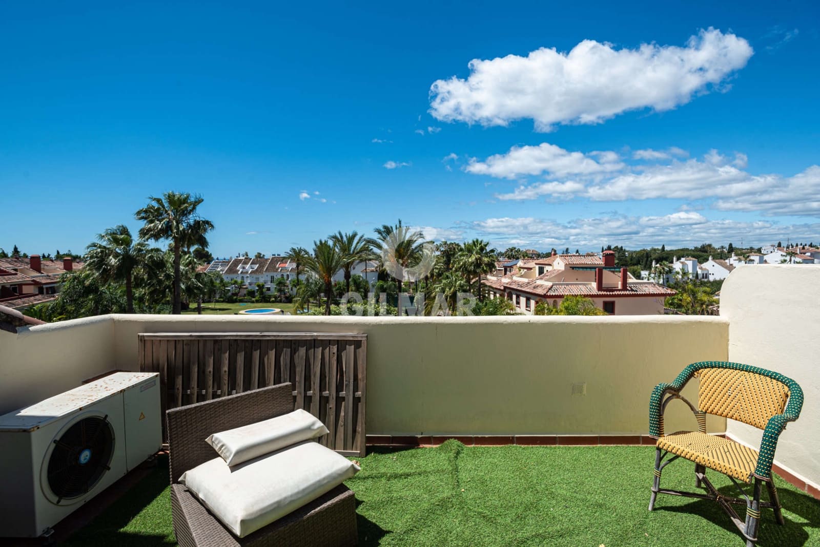 5 soveværelse Rækkehus til salg i Marbella med swimmingpool garage - € 1.490.000 (Ref: 9229142)