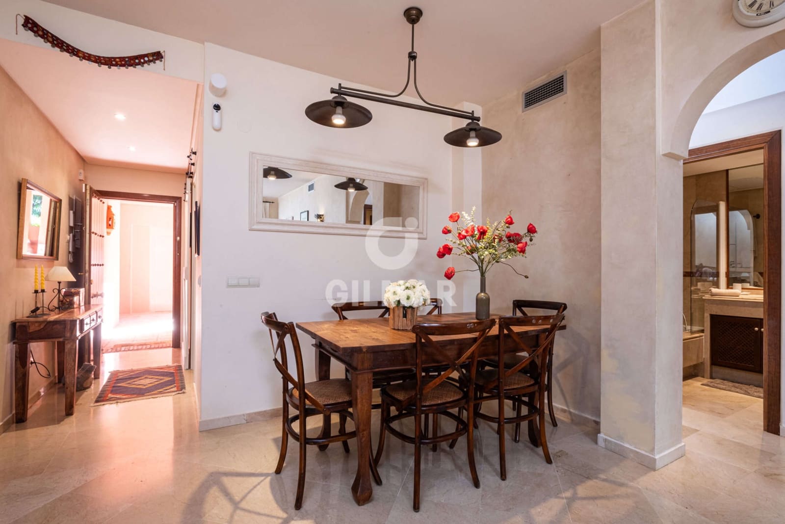 2 soverom Leilighet til salgs i Marbella med svømmebasseng garasje - € 490 000 (Ref: 9229143)