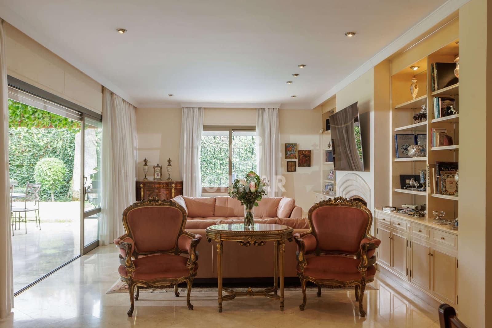 6 soverom Villa til salgs i Marbella med svømmebasseng garasje - € 3 900 000 (Ref: 9229144)