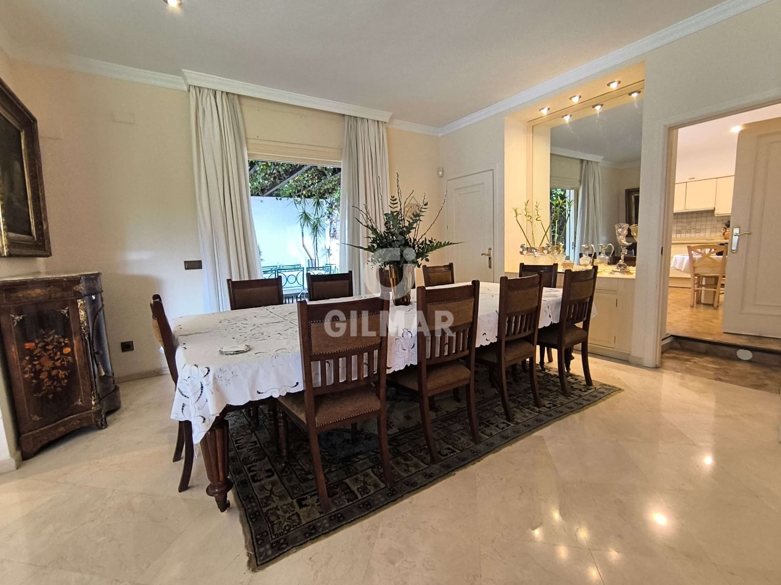 6 soverom Villa til salgs i Marbella med svømmebasseng garasje - € 3 900 000 (Ref: 9229144)