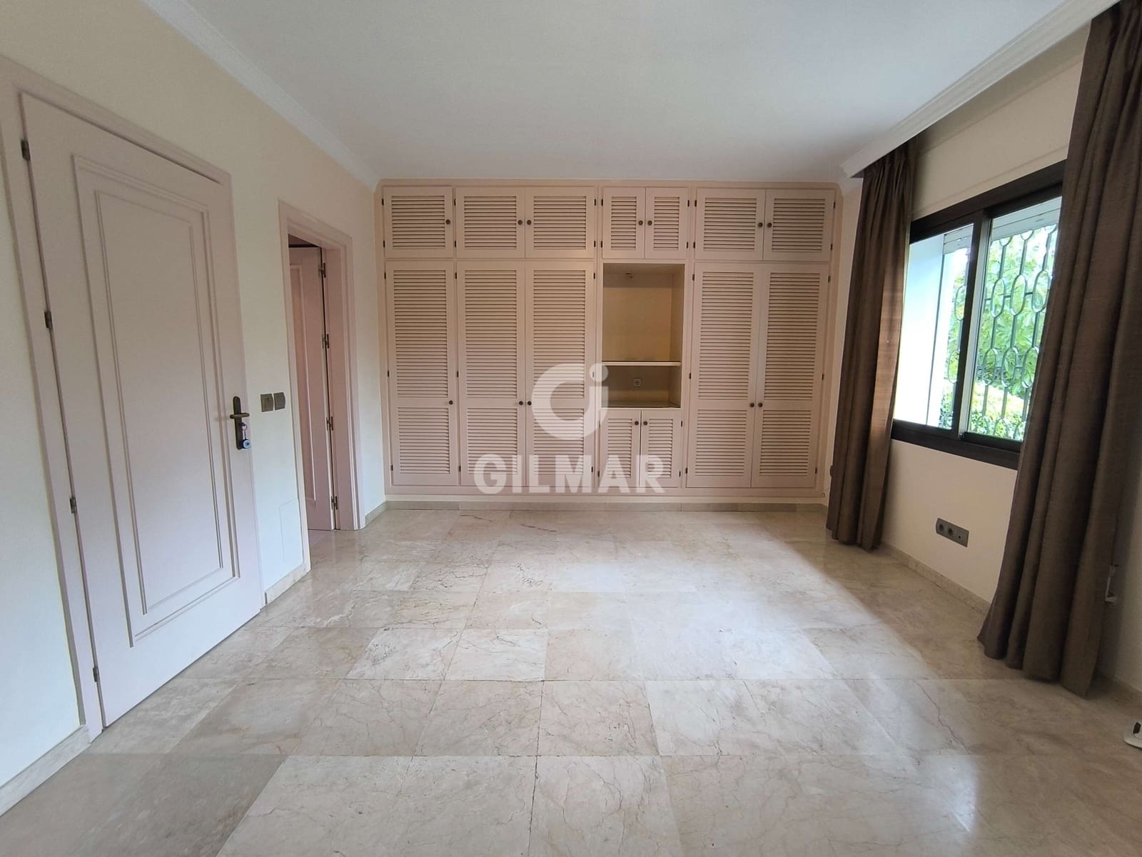 6 soverom Villa til salgs i Marbella med svømmebasseng garasje - € 3 900 000 (Ref: 9229144)