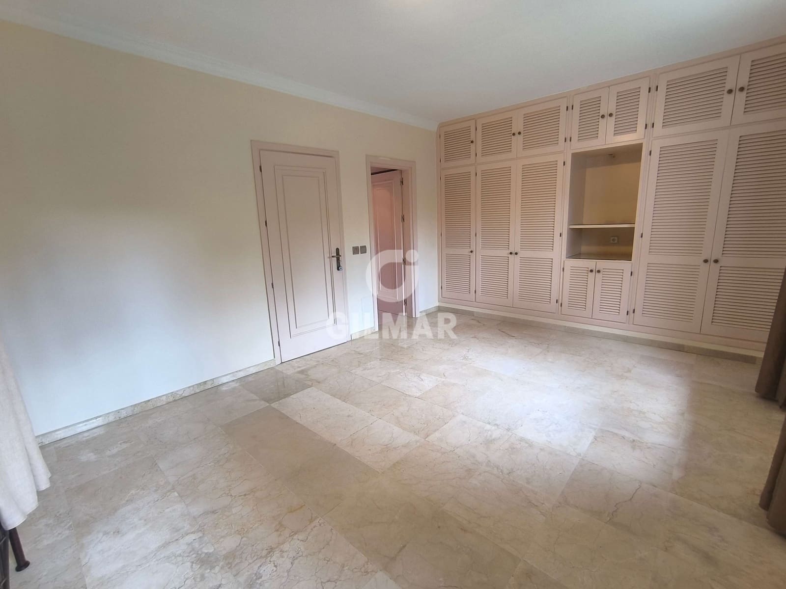 6 soverom Villa til salgs i Marbella med svømmebasseng garasje - € 3 900 000 (Ref: 9229144)