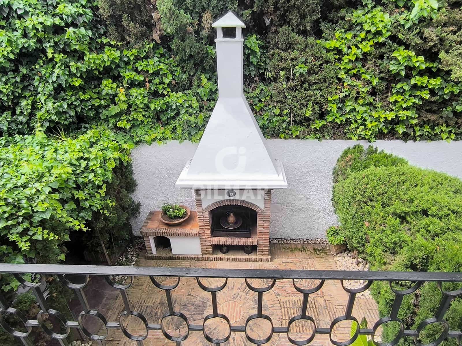 6 soverom Villa til salgs i Marbella med svømmebasseng garasje - € 3 900 000 (Ref: 9229144)