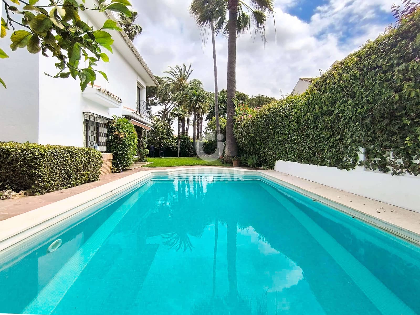 6 soverom Villa til salgs i Marbella med svømmebasseng garasje - € 3 900 000 (Ref: 9229144)