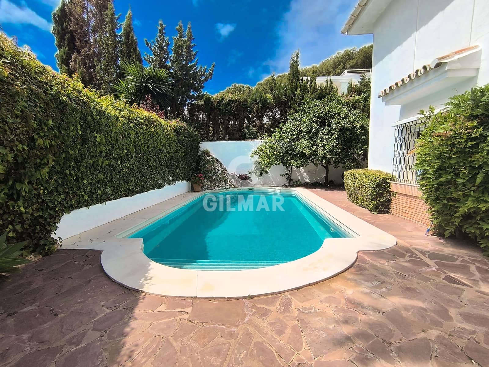 6 soverom Villa til salgs i Marbella med svømmebasseng garasje - € 3 900 000 (Ref: 9229144)