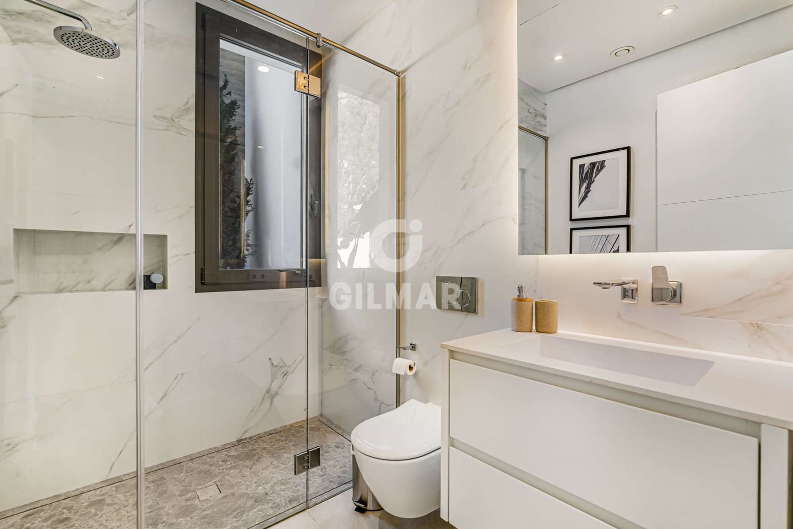 6 soverom Villa til salgs i Marbella med svømmebasseng garasje - € 5 900 000 (Ref: 9229145)