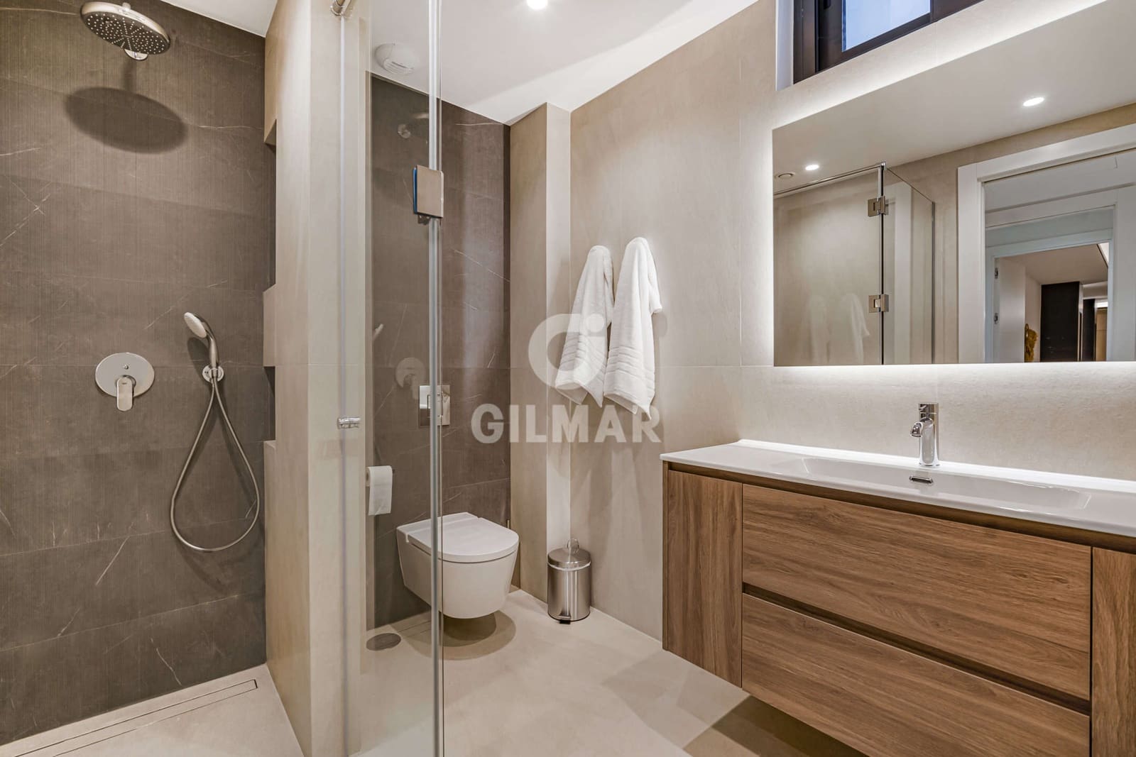 6 soverom Villa til salgs i Marbella med svømmebasseng garasje - € 5 900 000 (Ref: 9229145)