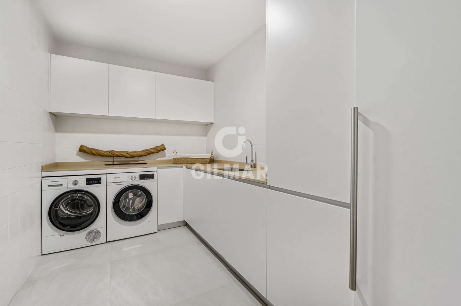 6 soverom Villa til salgs i Marbella med svømmebasseng garasje - € 5 900 000 (Ref: 9229145)