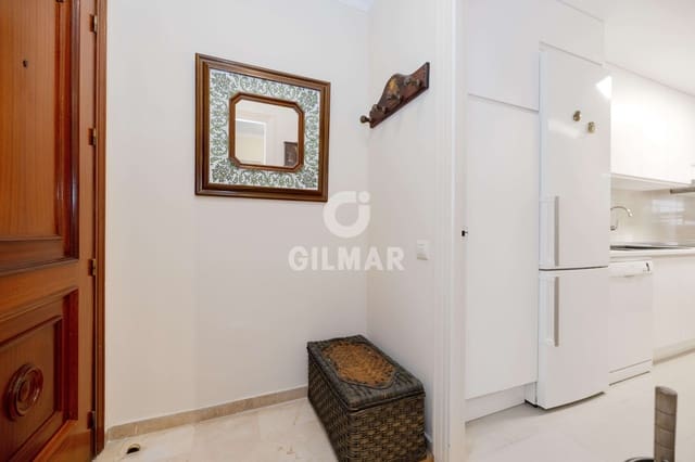 2 sovrum Lägenhet till salu i Marbella Centro, Marbella med pool garage - 470 000 € (Ref: 9231745)