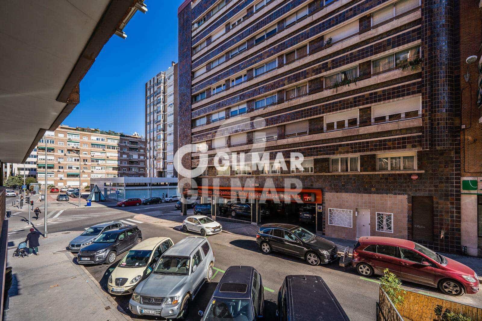1 sypialnia Mieszkanie na sprzedaż w Miasto Madryt z garażem - 550 000 € (Ref: 9234053)