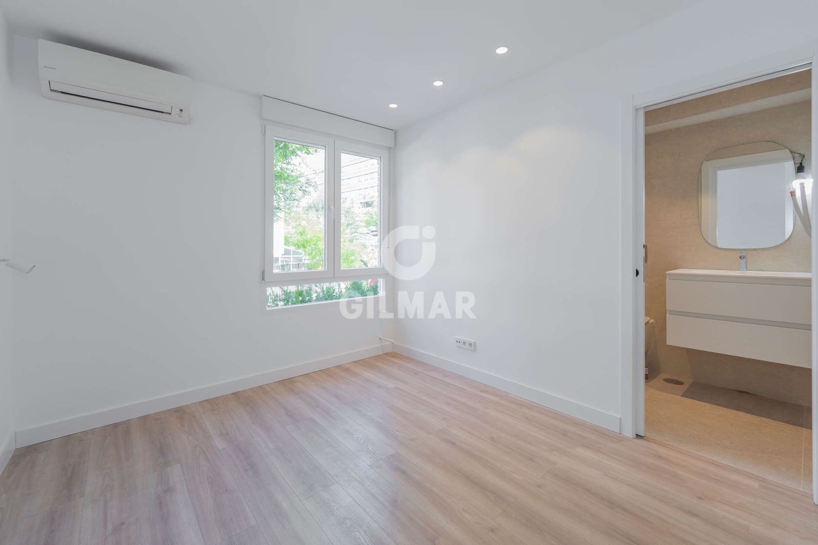 3 soveværelse Lejlighed til salg i Madrid by med garage - € 1.130.000 (Ref: 9234056)