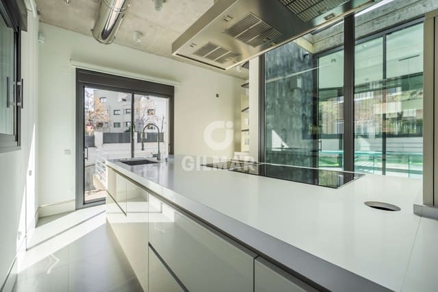 5 sovrum Villa till salu i El Viso, Madrid stad med pool - 6 600 000 € (Ref: 9234057)