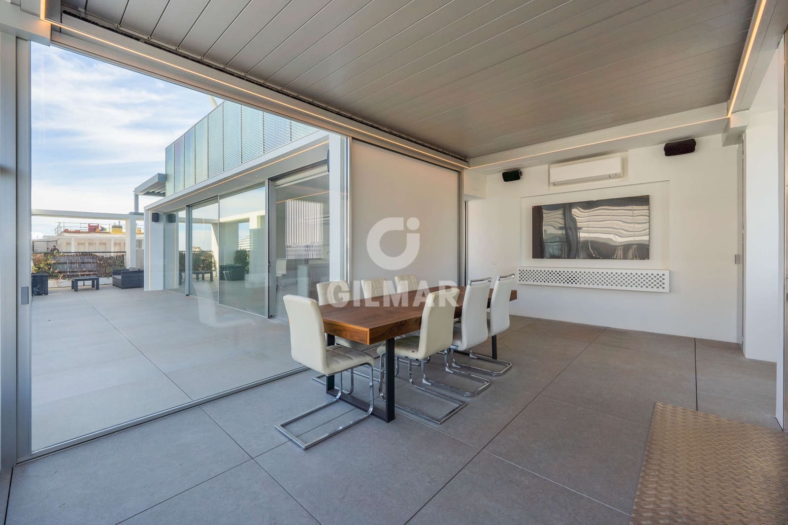 3 soveværelse Penthouse til salg i Madrid by med swimmingpool garage - € 5.900.000 (Ref: 9234058)