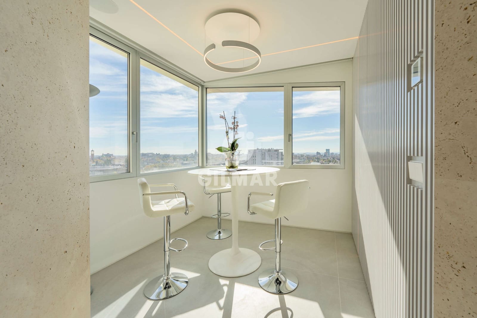 3 soveværelse Penthouse til salg i Madrid by med swimmingpool garage - € 5.900.000 (Ref: 9234058)