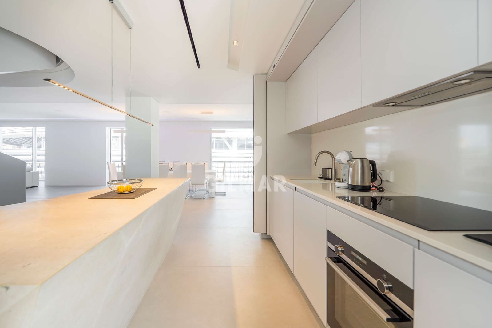 3 soveværelse Penthouse til salg i Madrid by med swimmingpool garage - € 5.900.000 (Ref: 9234058)