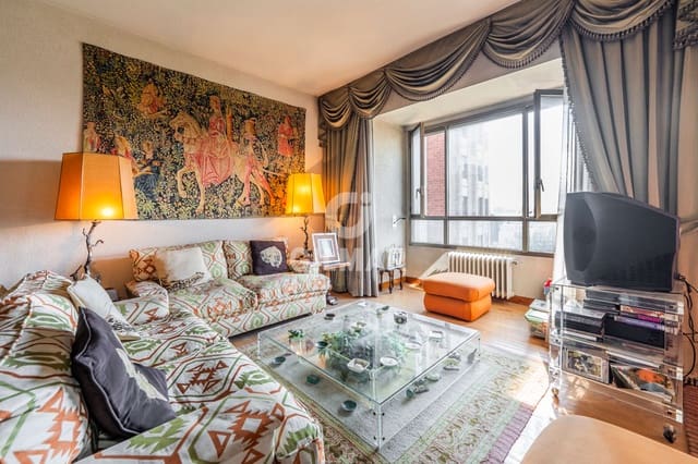 3 camera da letto Appartamento in vendita in Castilla, Madrid città con garage - 1.300.000 € (Rif: 9234059)