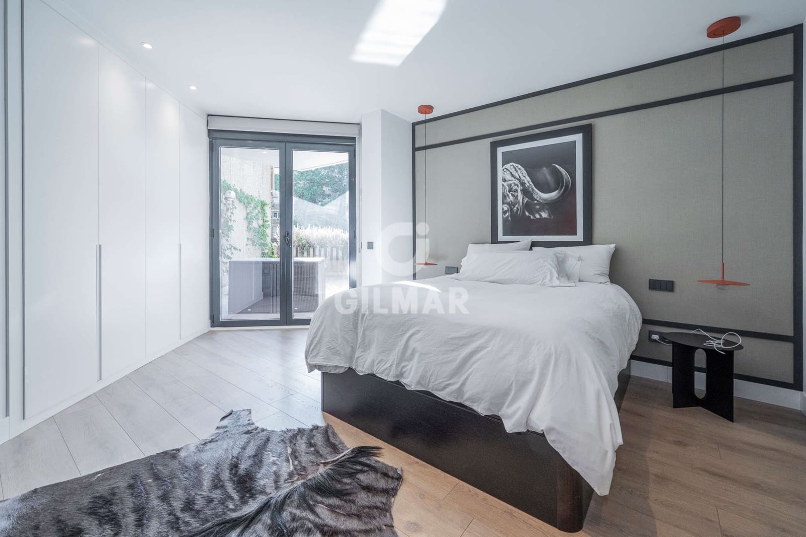 1 soverom Leilighet til salgs i Madrid by med svømmebasseng garasje - € 1 050 000 (Ref: 9234060)