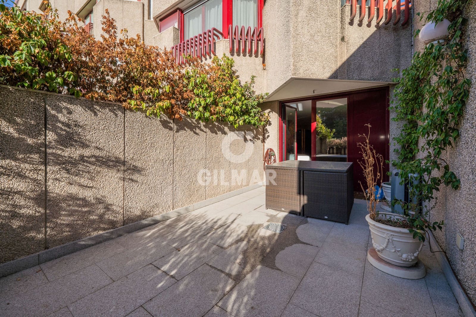 1 soverom Leilighet til salgs i Madrid by med svømmebasseng garasje - € 1 050 000 (Ref: 9234060)