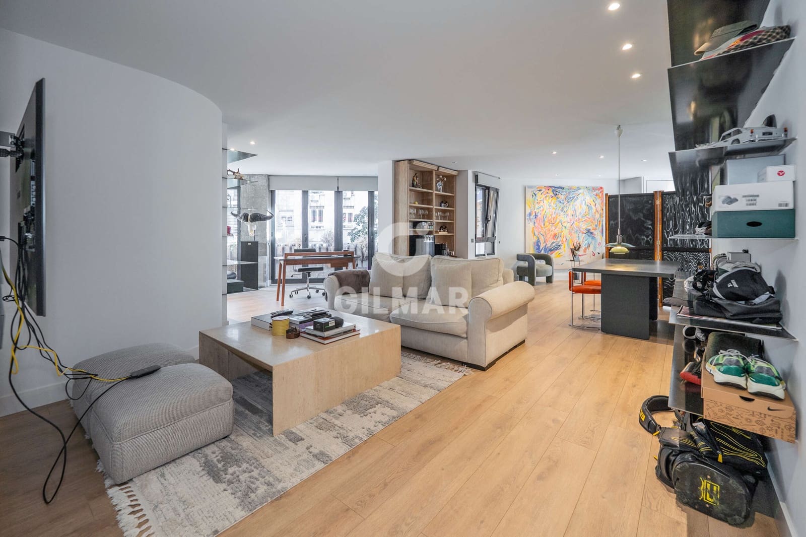 1 soverom Leilighet til salgs i Madrid by med svømmebasseng garasje - € 1 050 000 (Ref: 9234060)