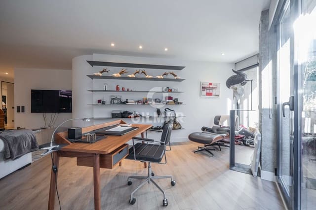 1 soverom Leilighet til salgs i Nueva España, Madrid by med svømmebasseng garasje - € 1 050 000 (Ref: 9234060)