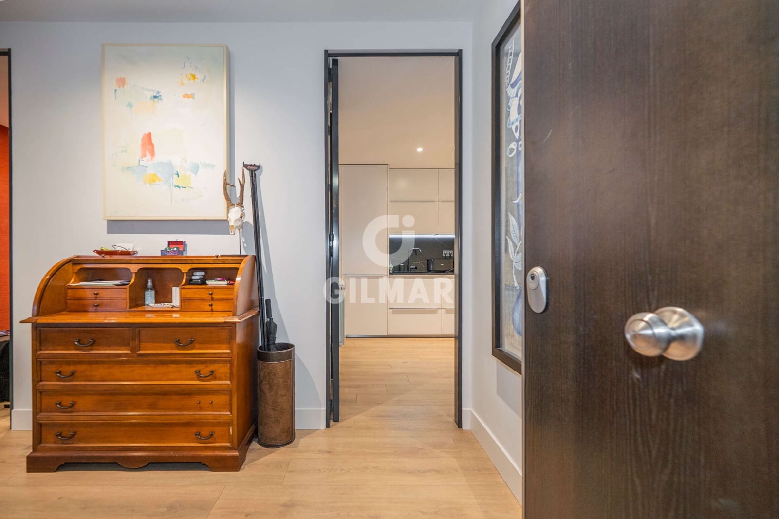 1 soverom Leilighet til salgs i Madrid by med svømmebasseng garasje - € 1 050 000 (Ref: 9234060)