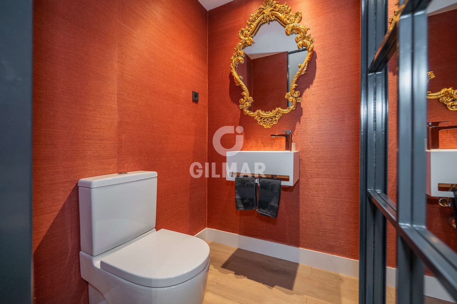 1 soverom Leilighet til salgs i Madrid by med svømmebasseng garasje - € 1 050 000 (Ref: 9234060)