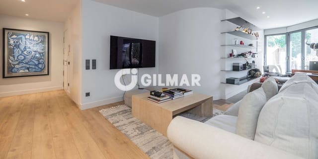 Piso de 1 habitación en Nueva España, Madrid ciudad en venta con piscina garaje - 985.000 € (Ref: 9234060)