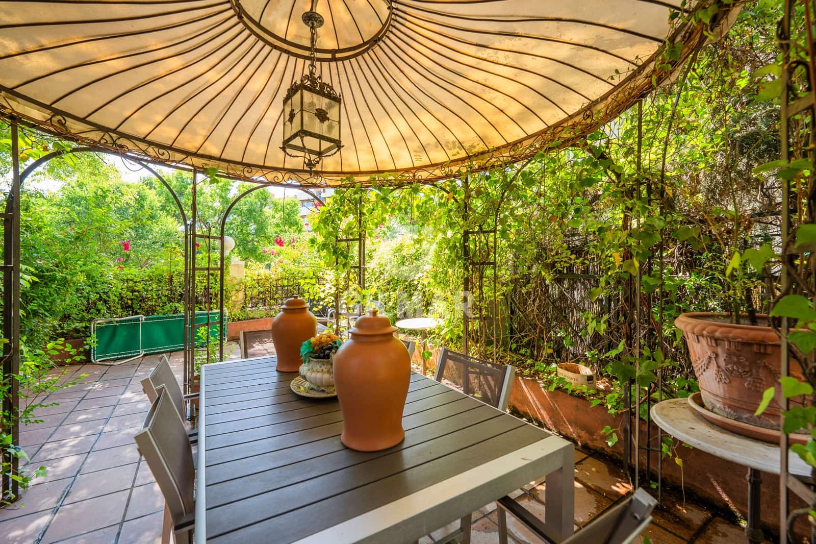 6 soveværelse Villa til salg i Madrid by med swimmingpool garage - € 5.300.000 (Ref: 9234061)