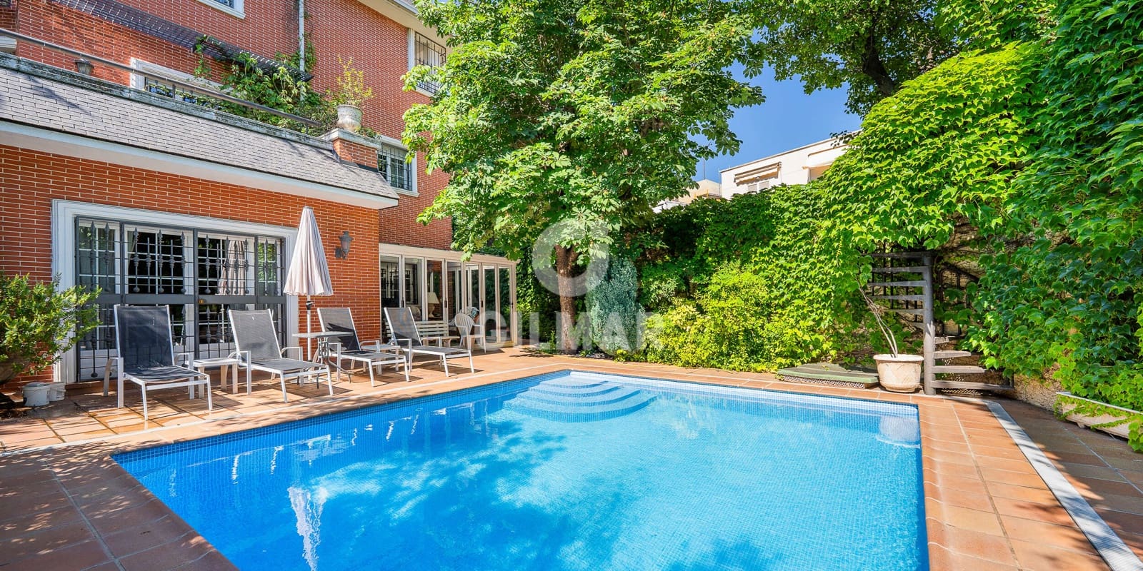 6 soveværelse Villa til salg i Madrid by med swimmingpool garage - € 5.300.000 (Ref: 9234061)