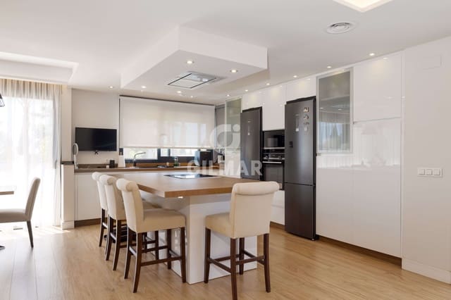 5 soverom Villa til salgs i Valdeolletas - Las Cancelas - Xarblanca, Marbella med svømmebasseng garasje - € 1 800 000 (Ref: 9235768)