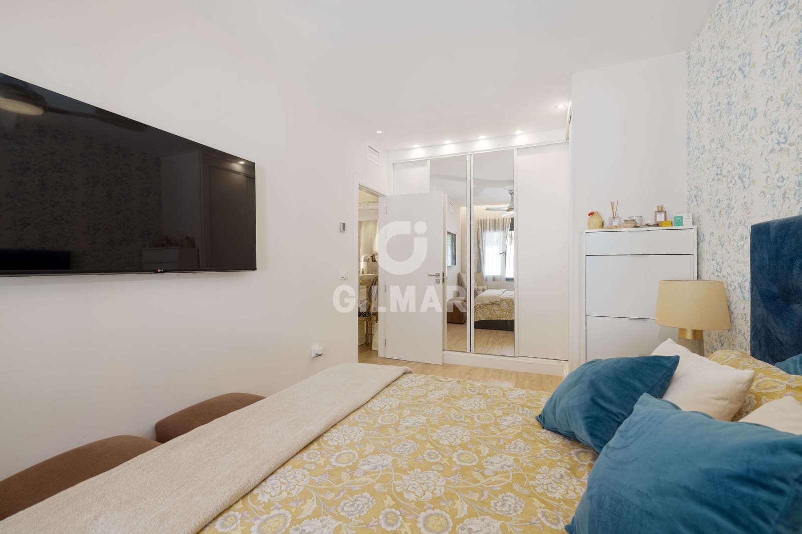 5 soverom Villa til salgs i Marbella med svømmebasseng garasje - € 1 800 000 (Ref: 9235768)