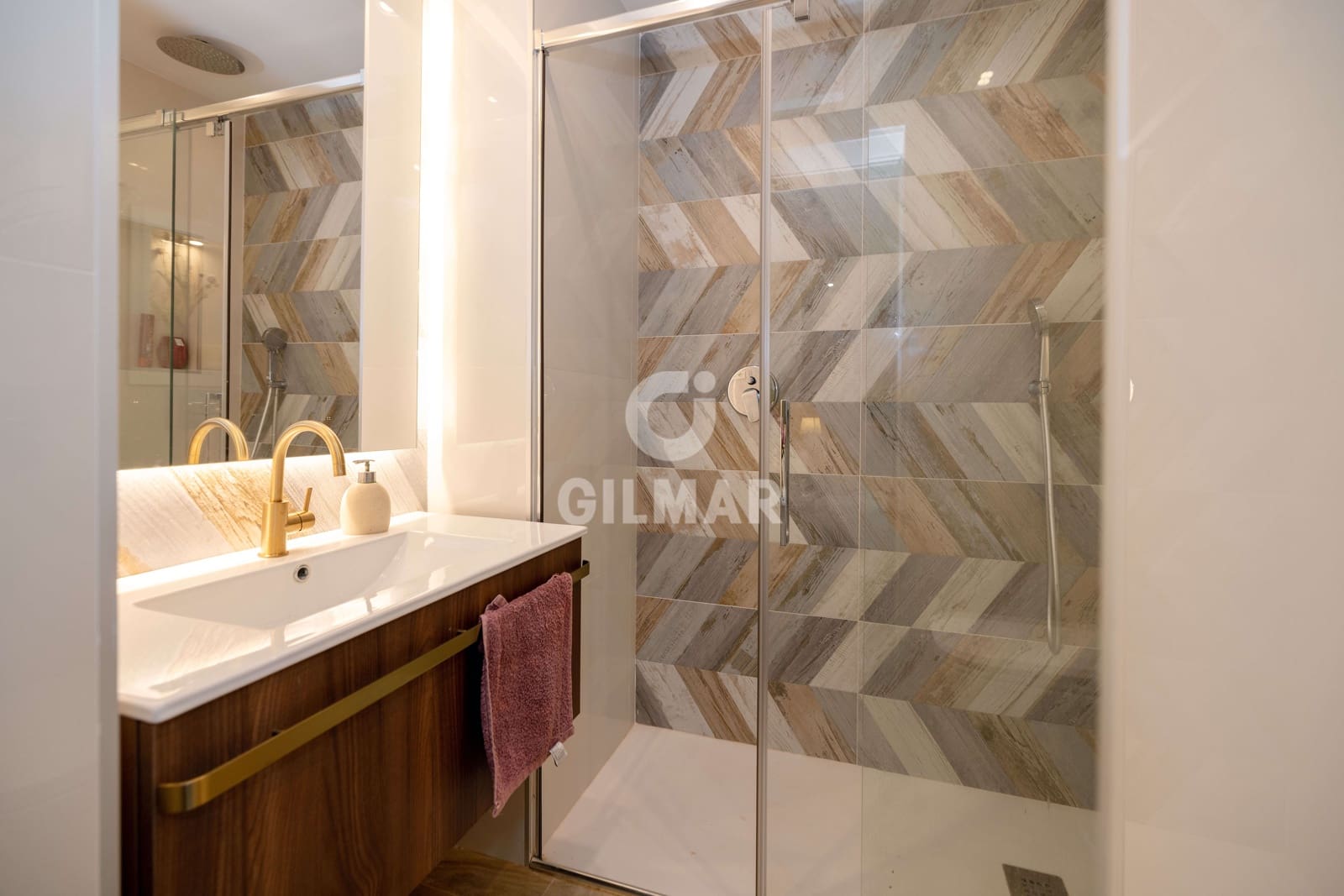 5 soverom Villa til salgs i Marbella med svømmebasseng garasje - € 1 800 000 (Ref: 9235768)