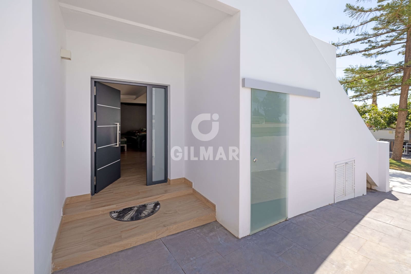 5 soverom Villa til salgs i Marbella med svømmebasseng garasje - € 1 800 000 (Ref: 9235768)