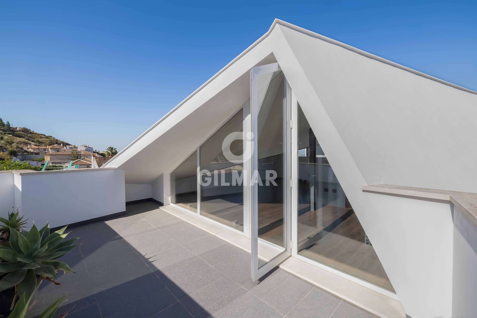 4 soveværelse Villa til salg i Puerto de la Torre med swimmingpool garage - € 850.000 (Ref: 9238871)