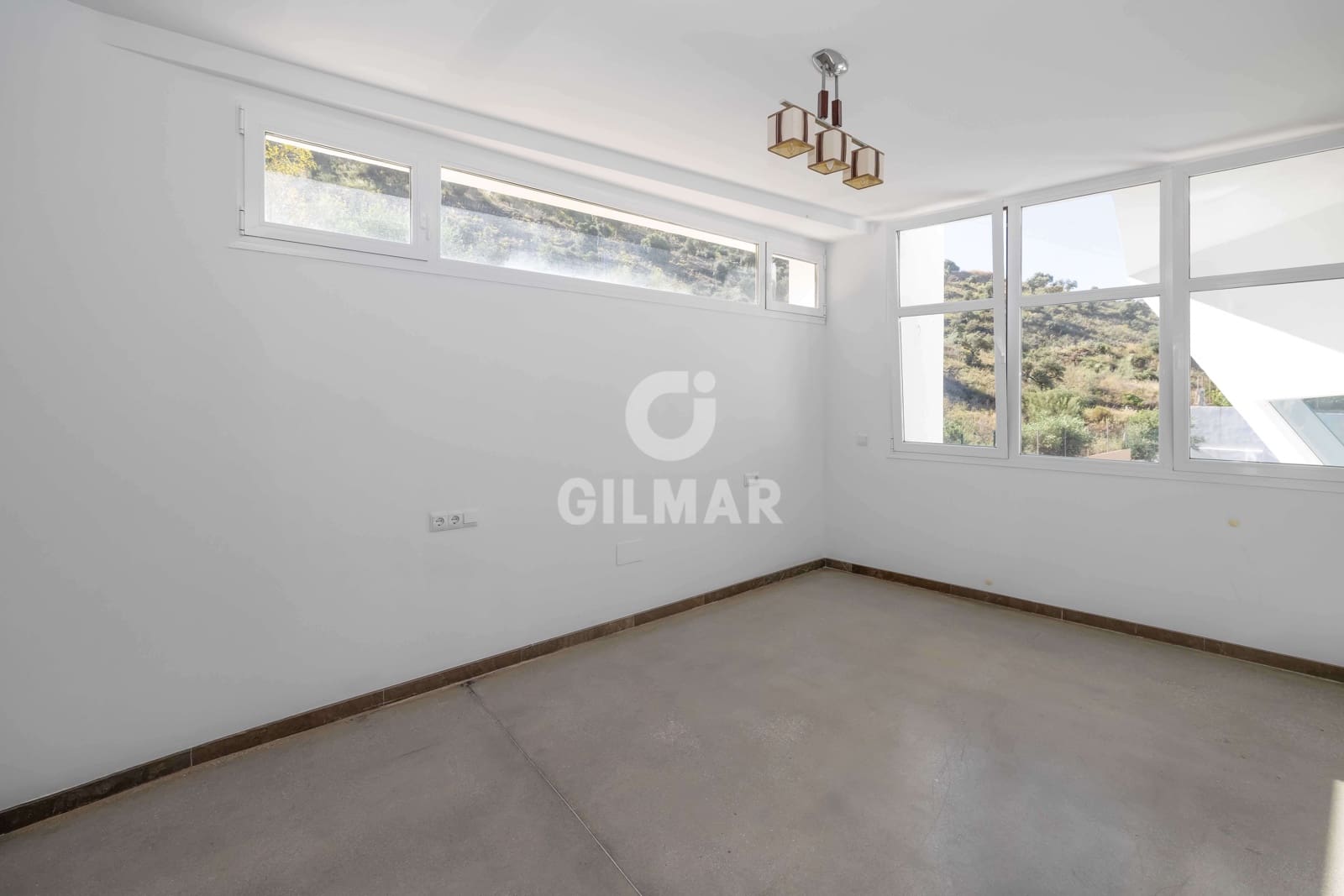 4 soveværelse Villa til salg i Puerto de la Torre med swimmingpool garage - € 850.000 (Ref: 9238871)
