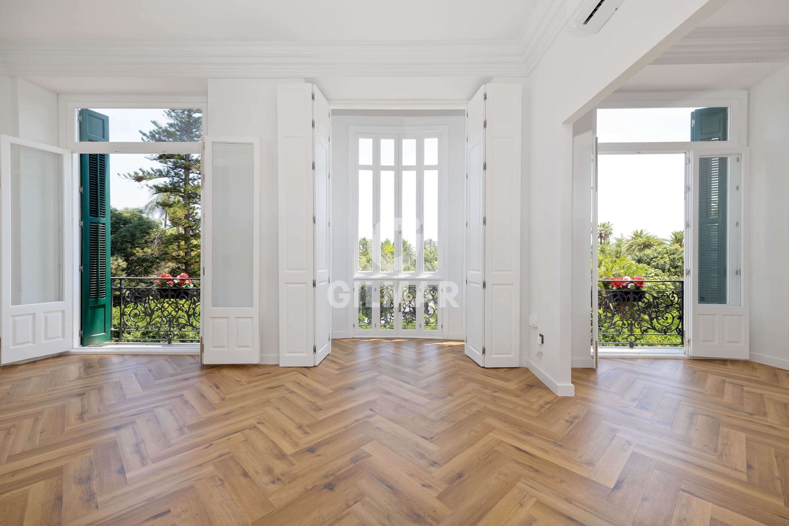 4 soveværelse Lejlighed til salg i Malaga by med garage - € 1.499.000 (Ref: 9238873)