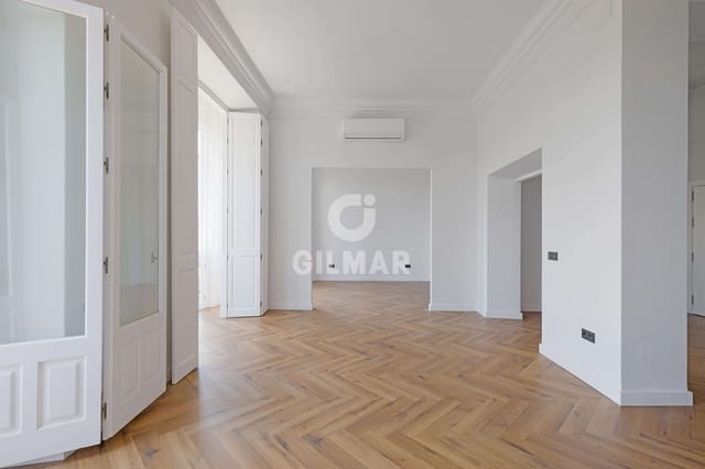 4 bedroom Flat for sale in Centro Historico, Málaga city with garage - € 1,499,000 (Ref: 9238873)