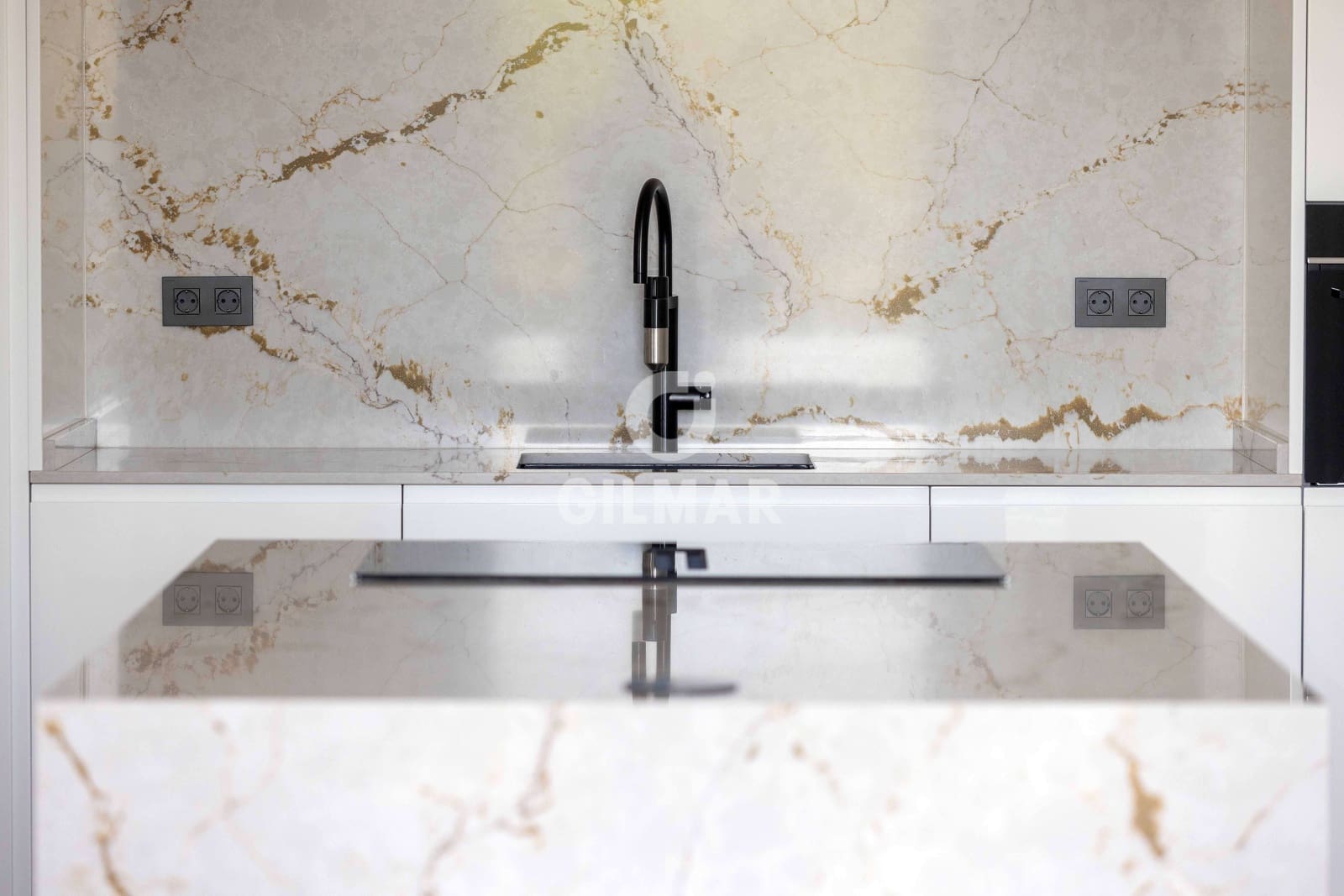 4 soveværelse Lejlighed til salg i Malaga by med garage - € 1.499.000 (Ref: 9238873)