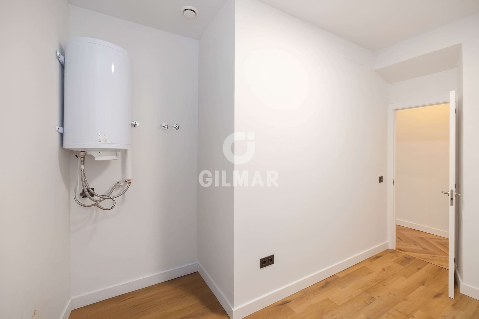 4 soveværelse Lejlighed til salg i Malaga by med garage - € 1.499.000 (Ref: 9238873)