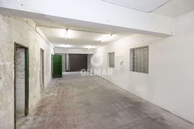 Kommersiell til salgs i La Goleta, Málaga by - € 270 000 (Ref: 9239361)