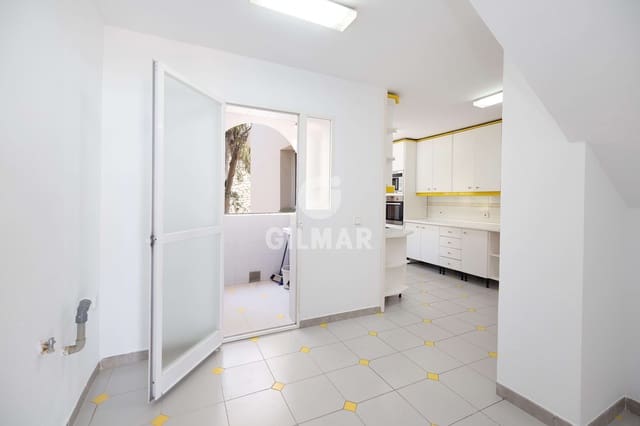 4 sovrum Takvåning till salu i Cerrado de Calderon, Málaga stad med pool garage - 1 300 000 € (Ref: 9239362)