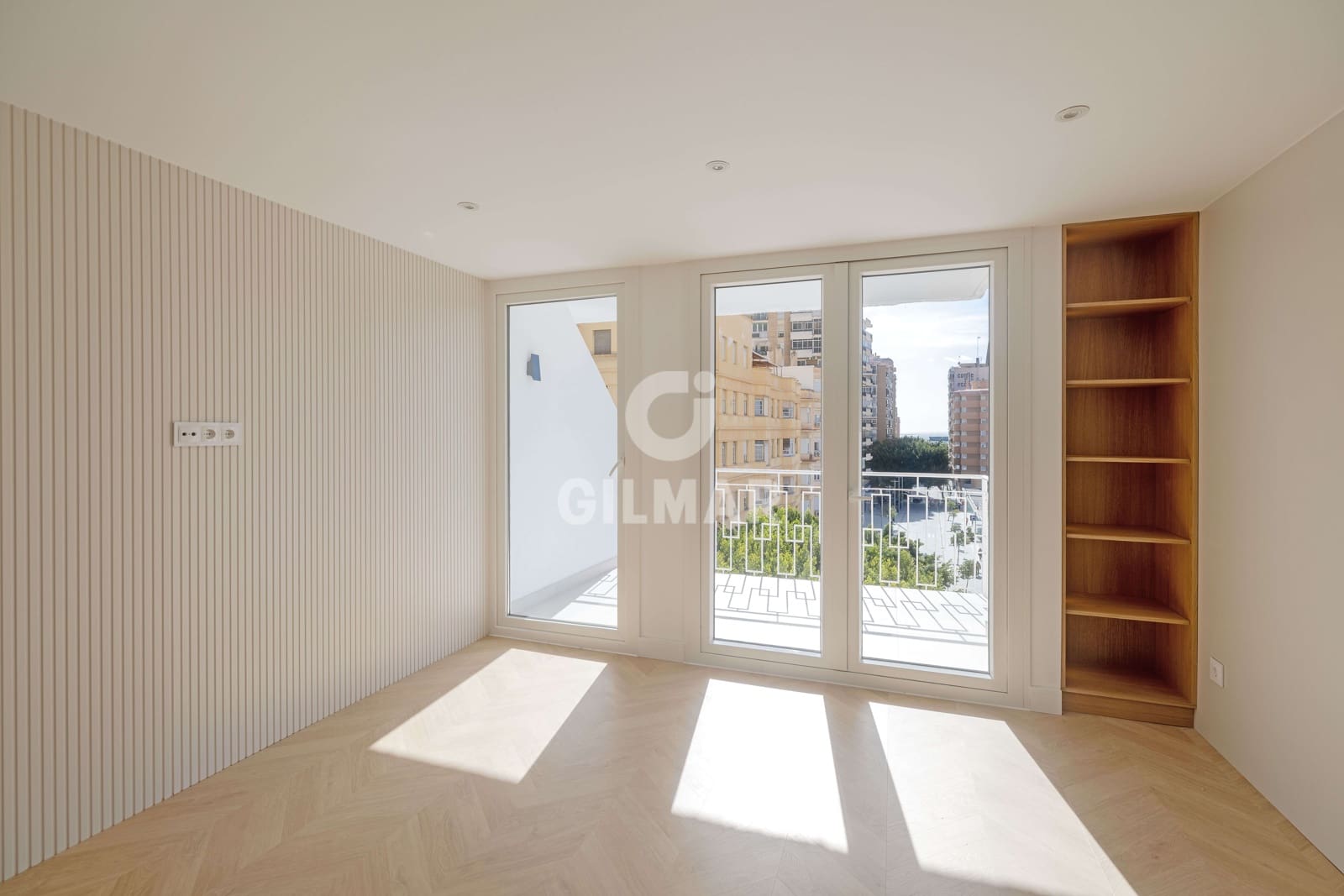 Piso de 3 habitaciones en Málaga ciudad en venta - 890.000 € (Ref: 9239365)