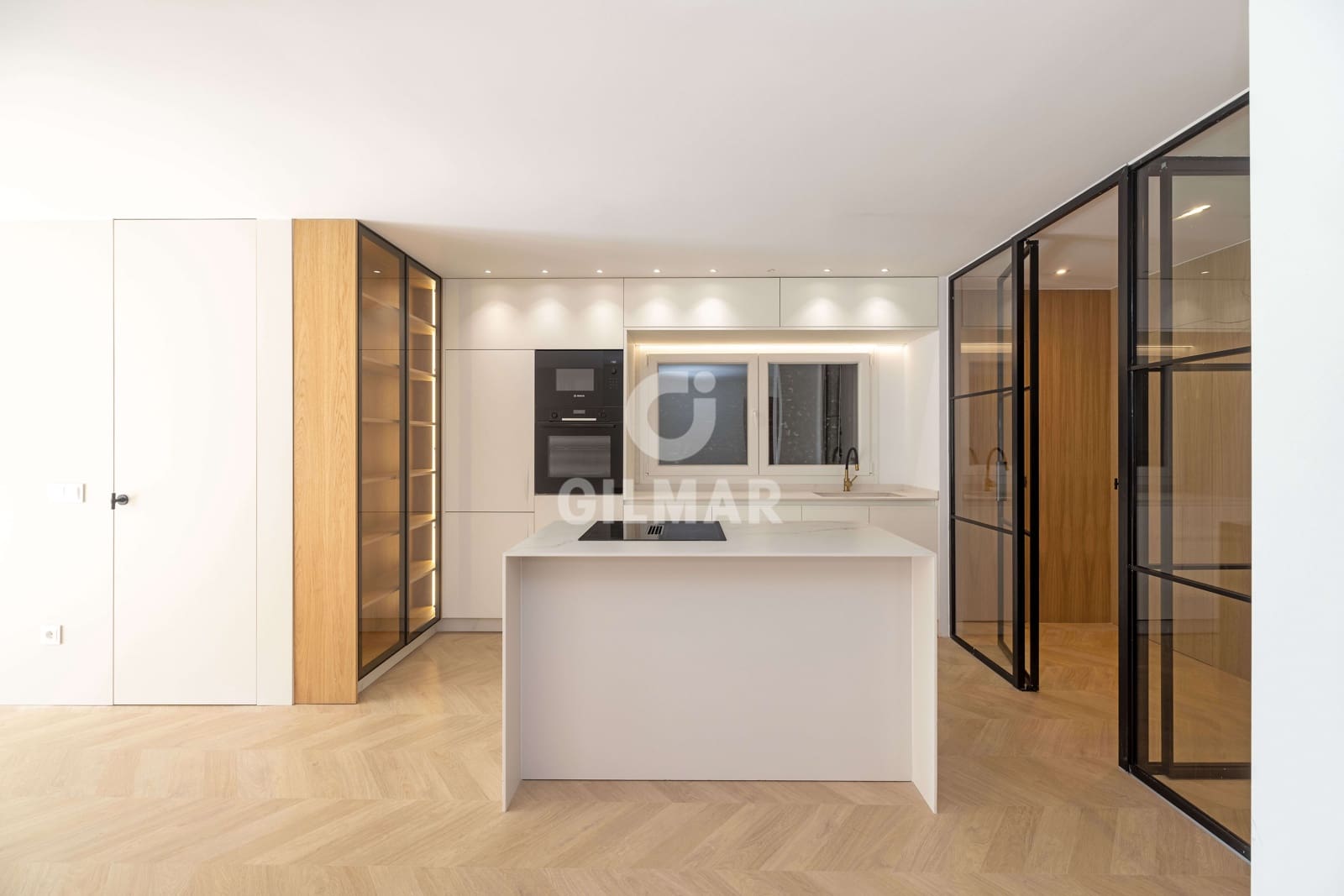 Piso de 3 habitaciones en Málaga ciudad en venta - 890.000 € (Ref: 9239365)