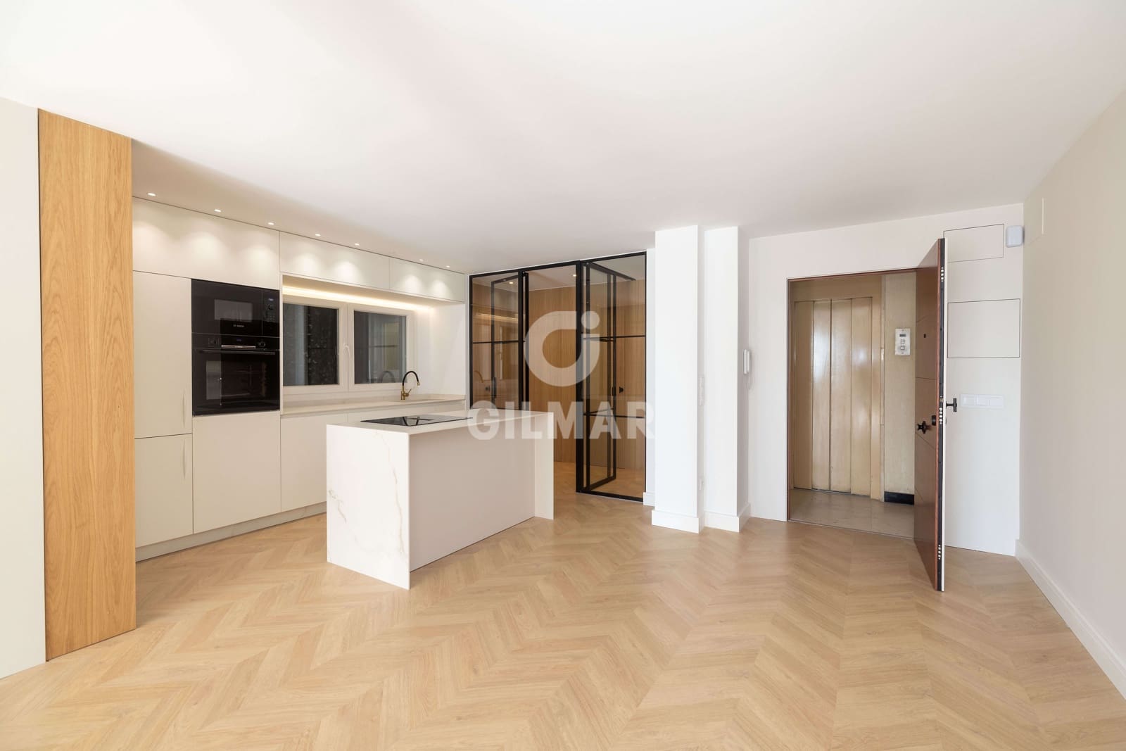Piso de 3 habitaciones en Málaga ciudad en venta - 890.000 € (Ref: 9239365)
