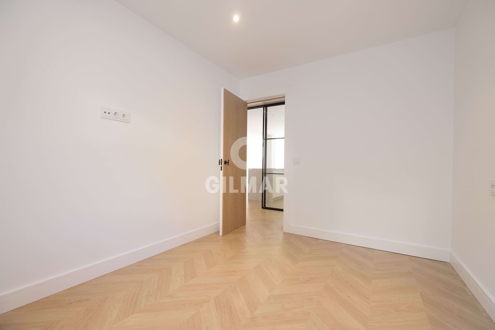 Piso de 3 habitaciones en Málaga ciudad en venta - 890.000 € (Ref: 9239365)