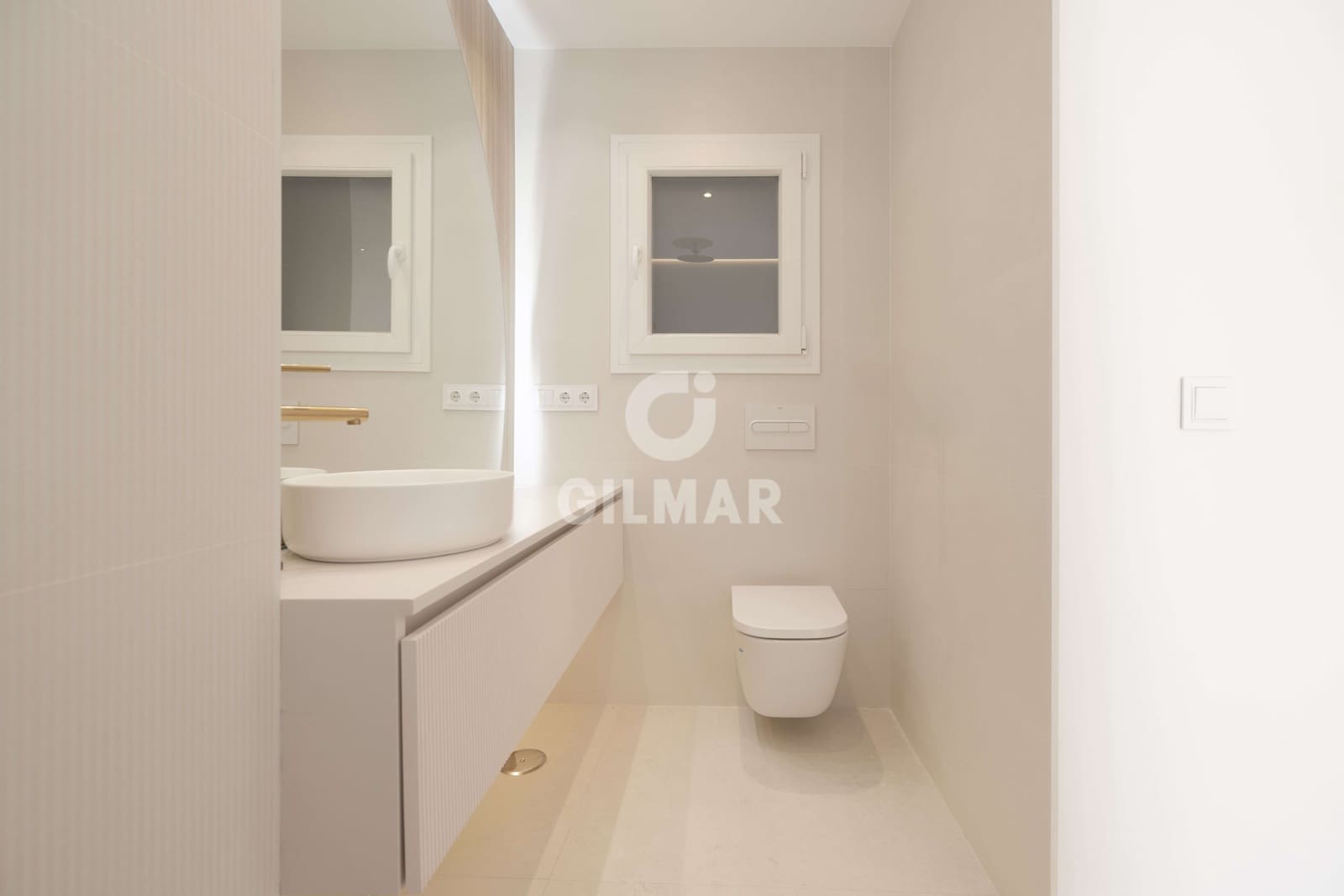 Piso de 3 habitaciones en Málaga ciudad en venta - 890.000 € (Ref: 9239365)