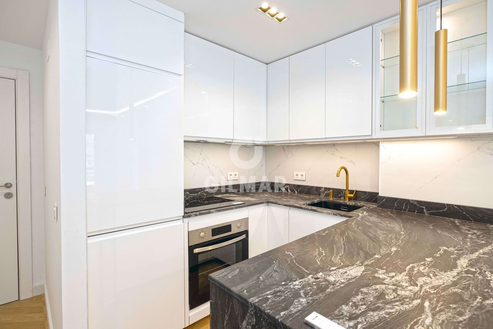 1 soveværelse Lejlighed til salg i Malaga by med garage - € 293.000 (Ref: 9239367)