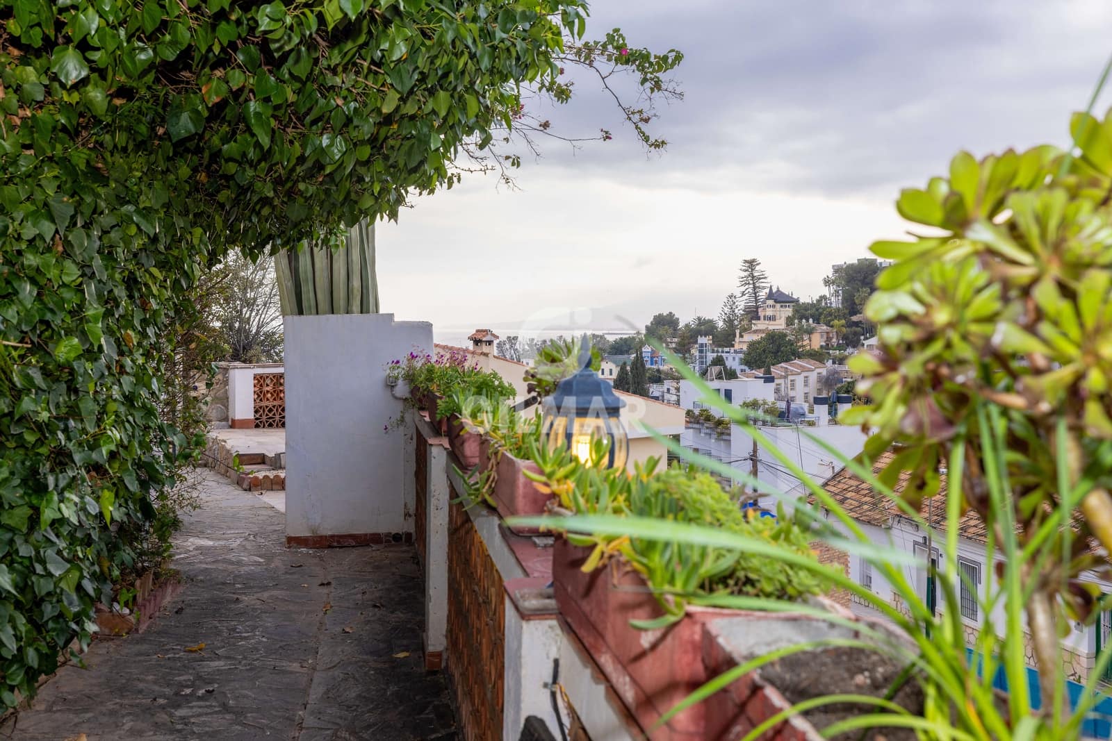 6 soveværelse Villa til salg i Malaga by med garage - € 825.000 (Ref: 9239368)